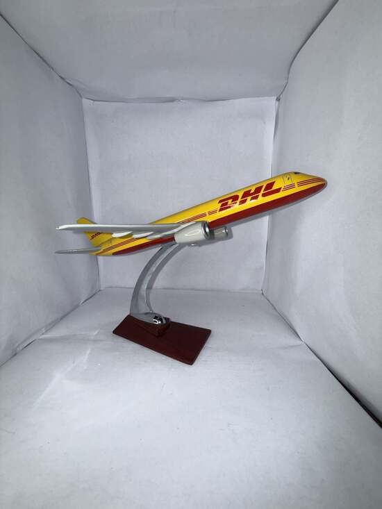 DHL Boeing 757-200 G-BIKM Cargo Desktop Display Airplane Model